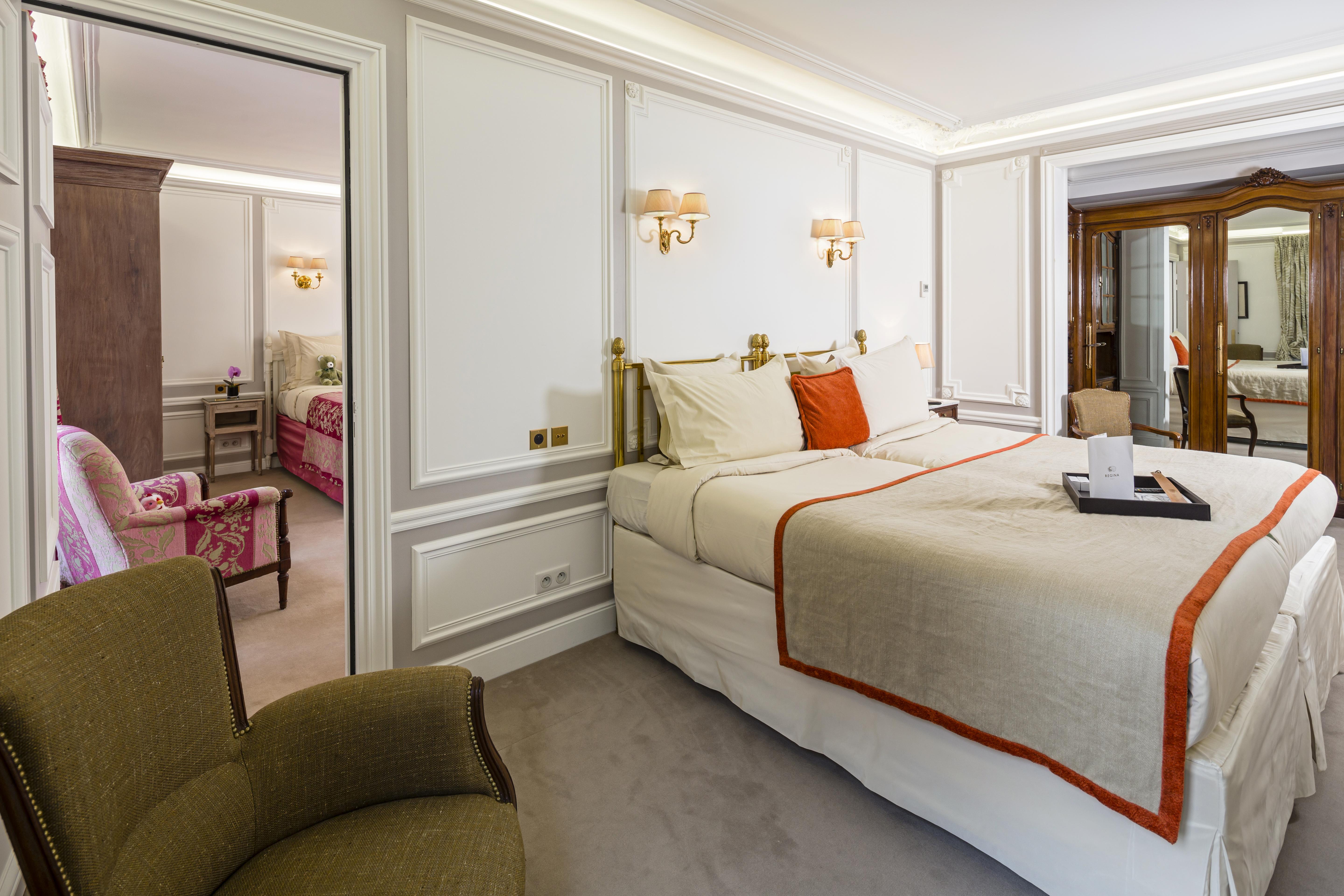 فندق ريجينا لوفر باريس المظهر الخارجي الصورة A suite at the hotel