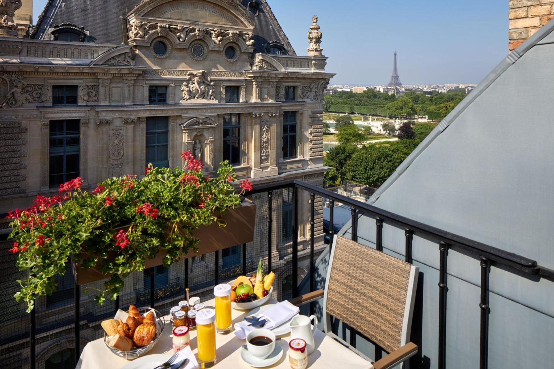 فندق ريجينا لوفر باريس المظهر الخارجي الصورة Breakfast at the Hotel de Crillon