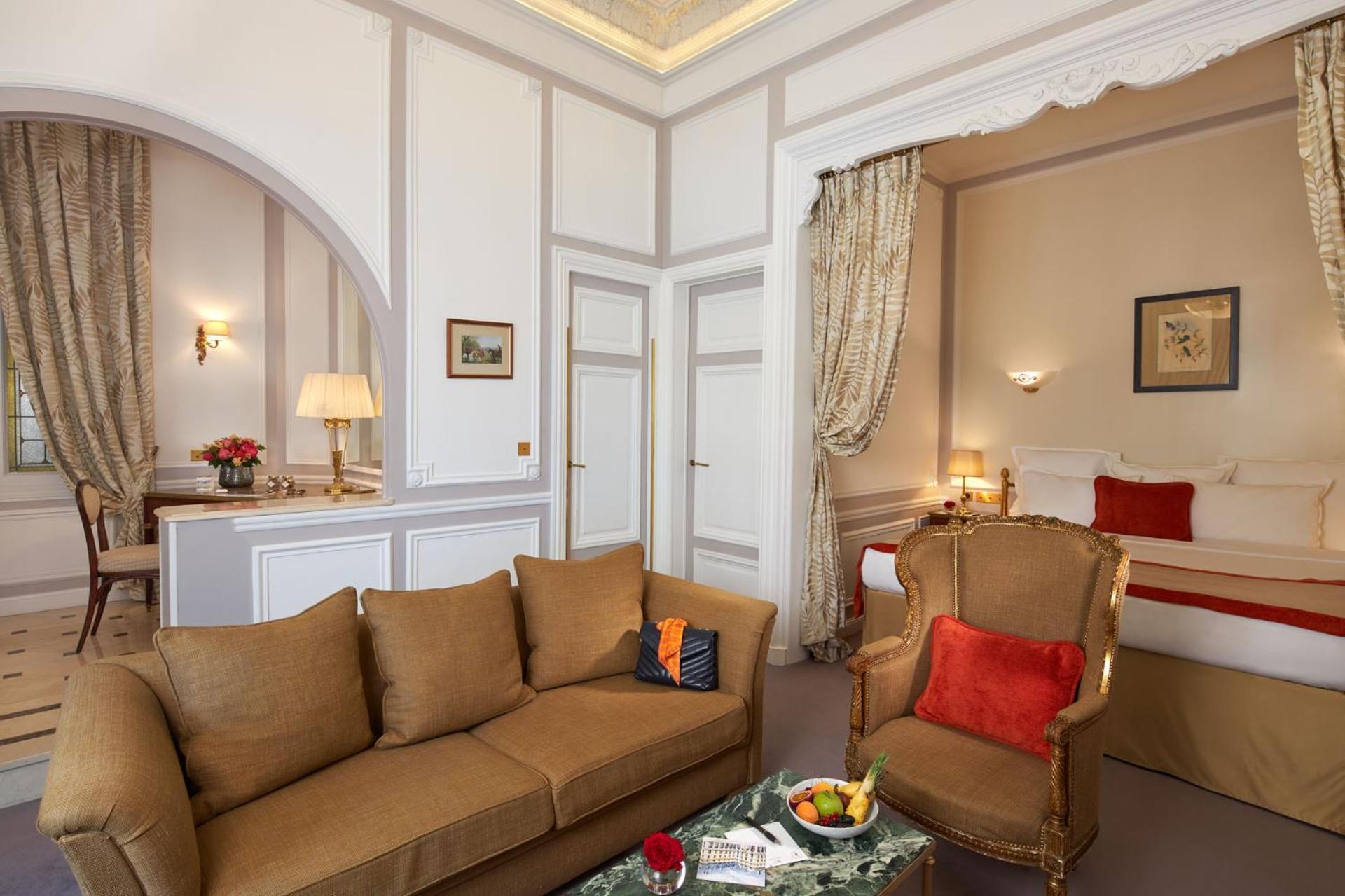 فندق ريجينا لوفر باريس المظهر الخارجي الصورة Suite at the Hotel de Crillon